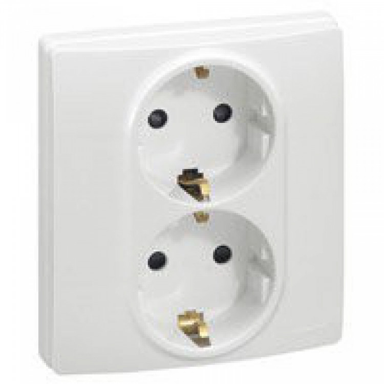 672223 Legrand Etika Белая Розетка силовая 2-я 2К+З со шторками 16А-250В