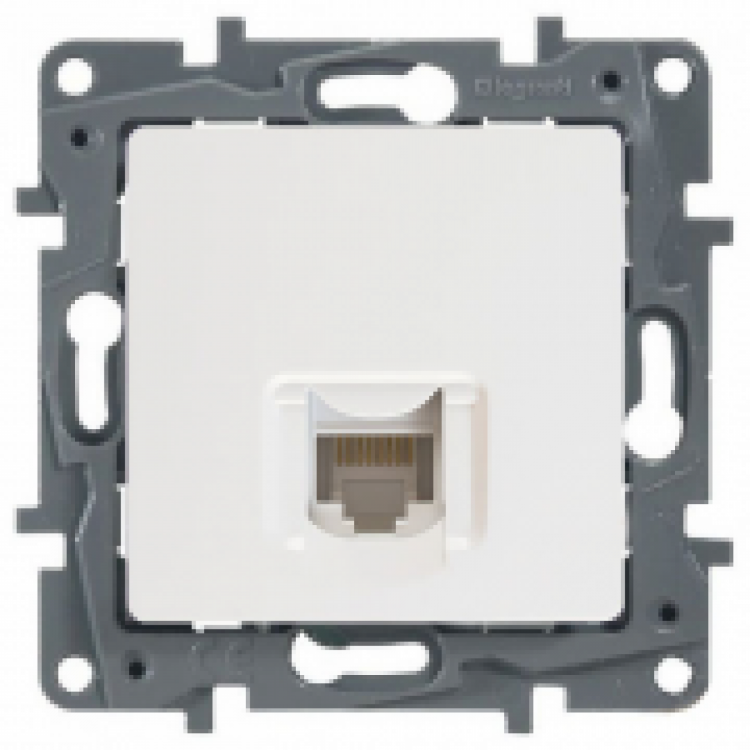672241 Legrand Etika Белый Телефонная и информационная розетка RJ 45 Кат. 5 UTP