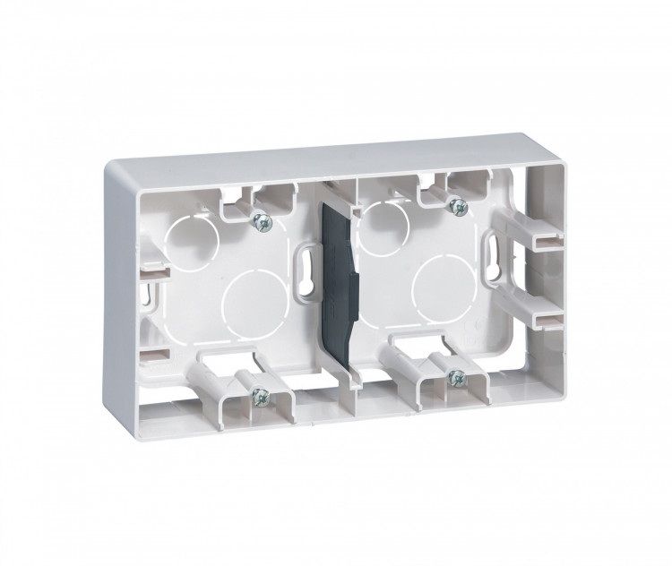 672530 Legrand Etika Белый Коробка накладного монтажа